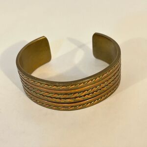 Vintage heavy copper cuff Bracelet Sz 7